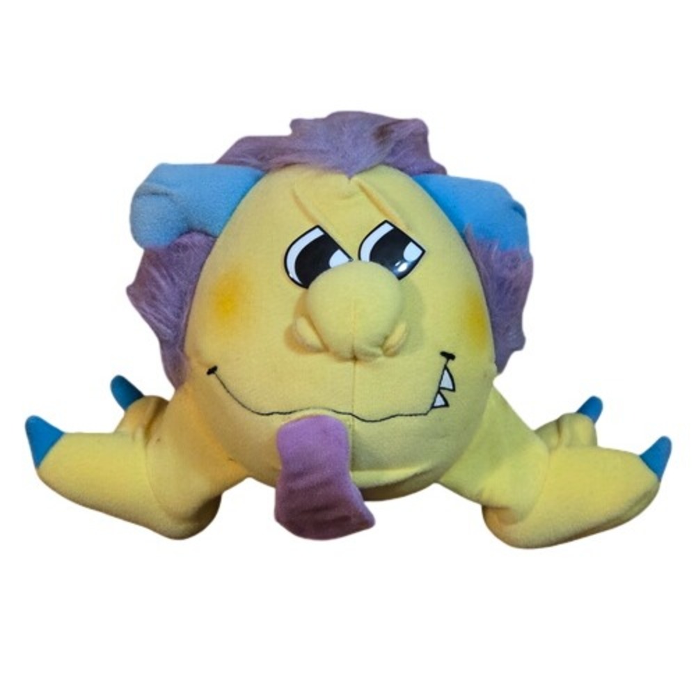 1986 Matchbox Grumples Razzcale Toy Yellow Purple Rasberry Blowing Plush